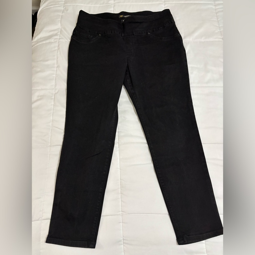 Lee Women's Black Skinny Jeans - Stretch Fit